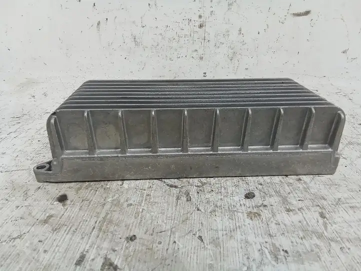 Audi A6 S6 C6 4F (2004 - 2008) 4F0910223K Усилитель звука — фото 4