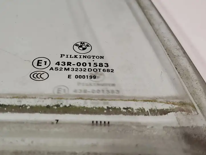 BMW 1 E81 E87 (2004 - 2011) 43R001583 Стекло задней двери — фото 3