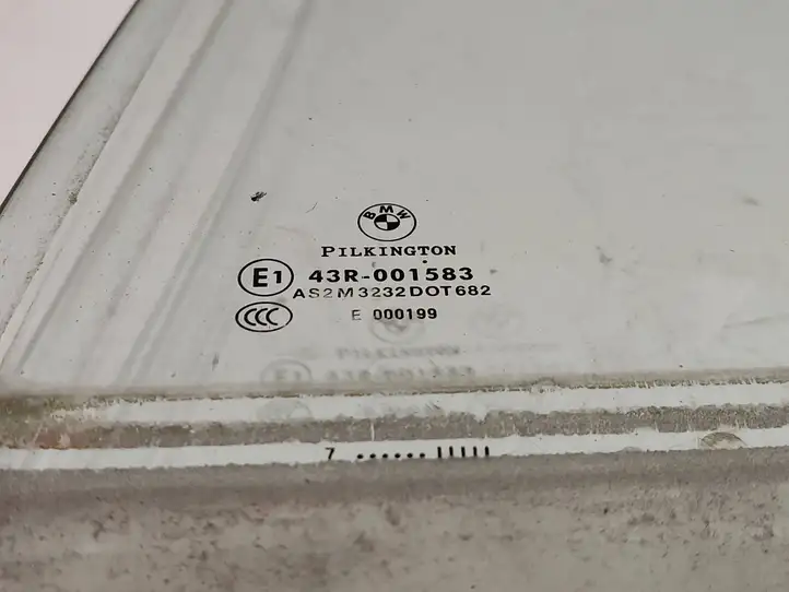 BMW 1 E81 E87 (2004 - 2011) 43R001583 Стекло задней двери — фото 3