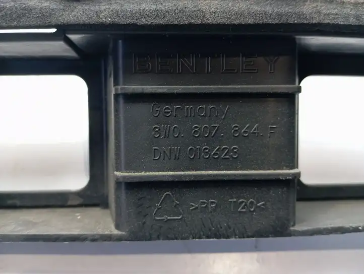 Bentley Continental (2003 - 2017) 3W0807864F Кронштейн заднего бампера — фото 3
