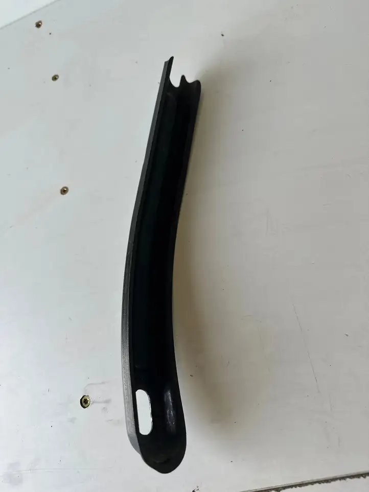 Mercedes-Benz C W205 (2014 - 2021) A2056280026 Прочие детали моторного отсека — фото 2