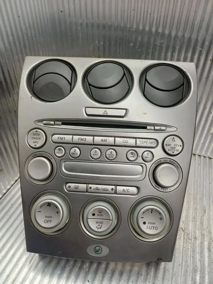 Mazda 6 (2005 - 2007) GJ6J66DSXG02 Магнитола / мультимедийная система — фото 1