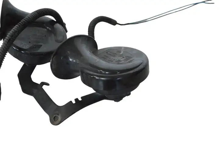 Tesla Model Y (2019 - 2024) 171649400A Звуковой сигнал — фото 2