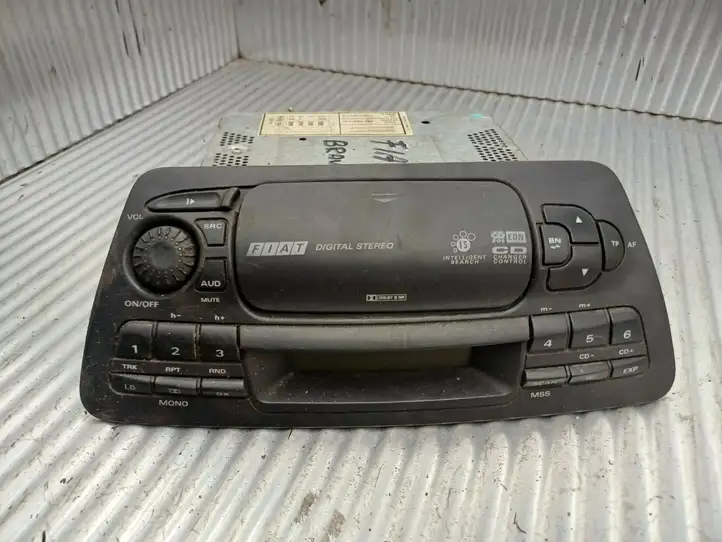 Fiat Bravo - Brava (1995 - 2001) 735249778 Магнитола / мультимедийная система — фото 1