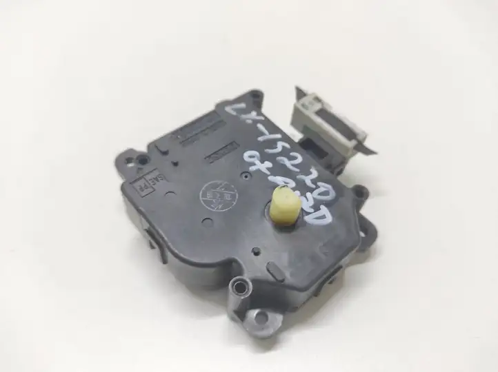 Lexus IS 220D-250-350 (2005 - 2010) 0638000171 Двигатель задвижки потока воздуха — фото 2