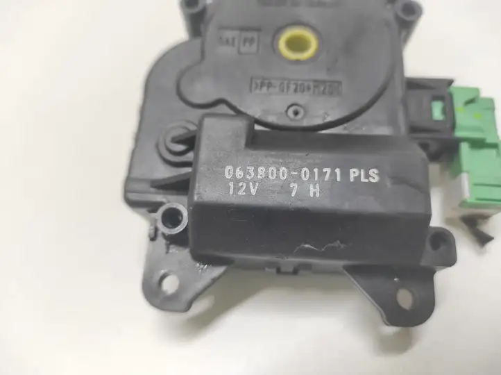 Lexus IS 220D-250-350 (2005 - 2010) 0638000171 Двигатель задвижки потока воздуха — фото 3