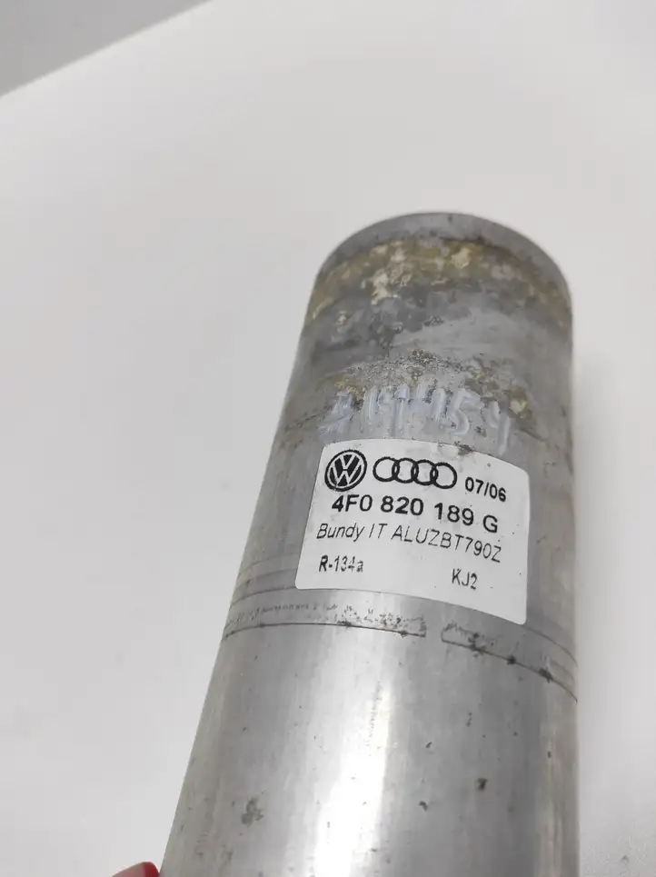 Audi A6 S6 C6 4F (2004 - 2008) 4F0820189G Осушитель кондиционера — фото 4