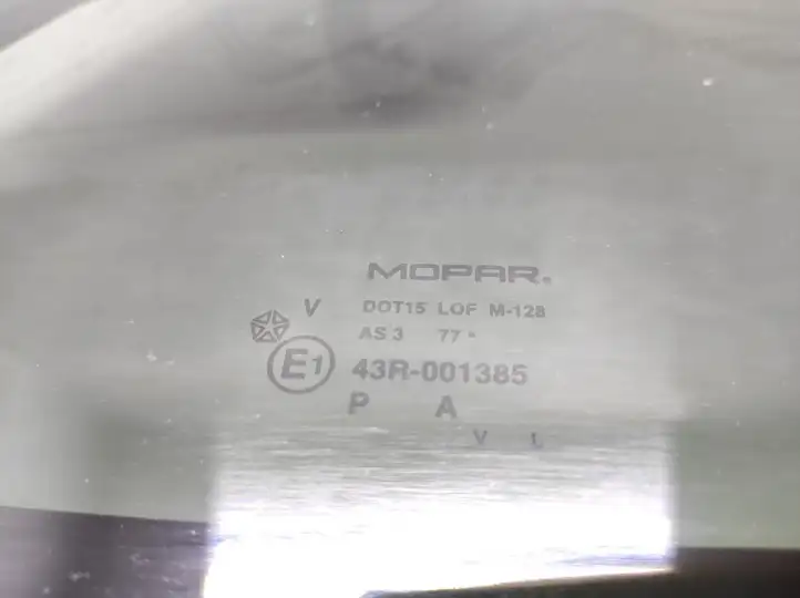 Chrysler Grand Voyager V (2010 - 2016) Заднее боковое стекло — фото 4
