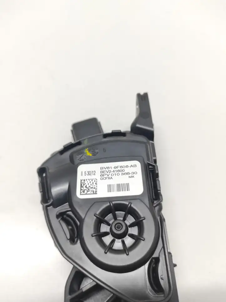 Ford Focus (2011 - 2015) BV619F836AB Педаль акселератора — фото 4