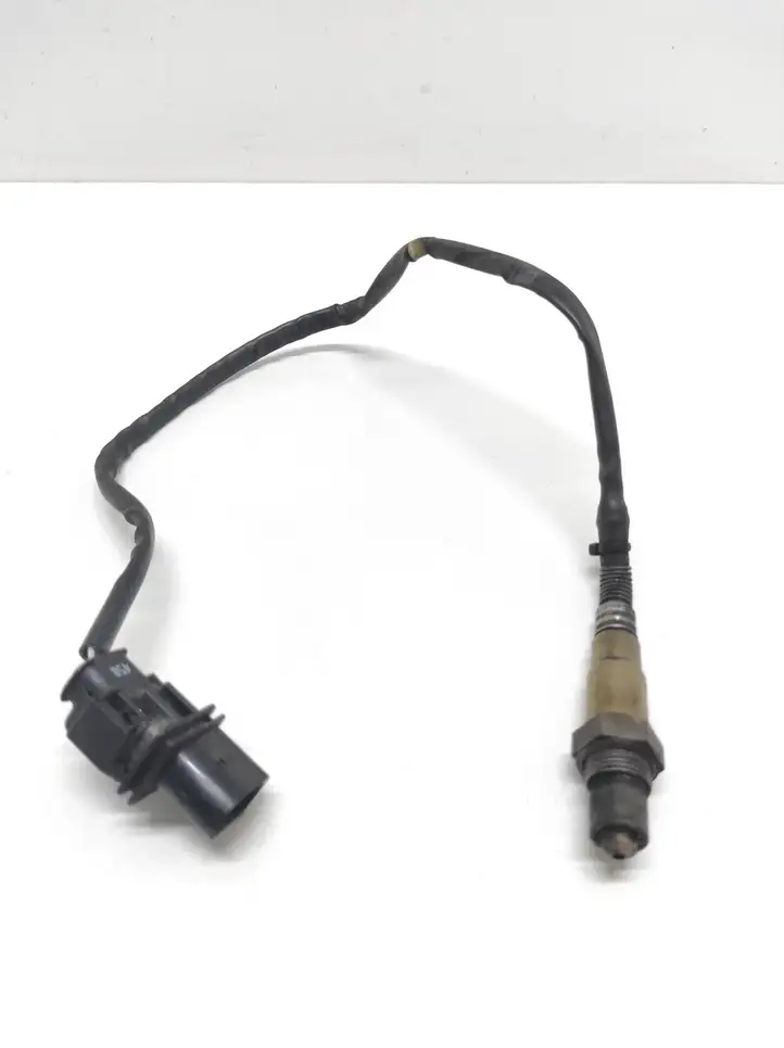 Volkswagen PASSAT B7 (2011 - 2014) 03L906262 Лямбда-зонд — фото 2
