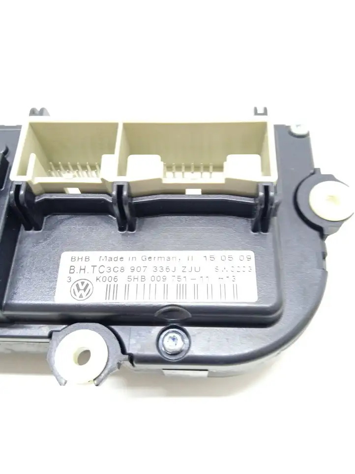 Volkswagen Jetta V (2005 - 2010) 3C8907336J Блок управления климат-контролем — фото 4