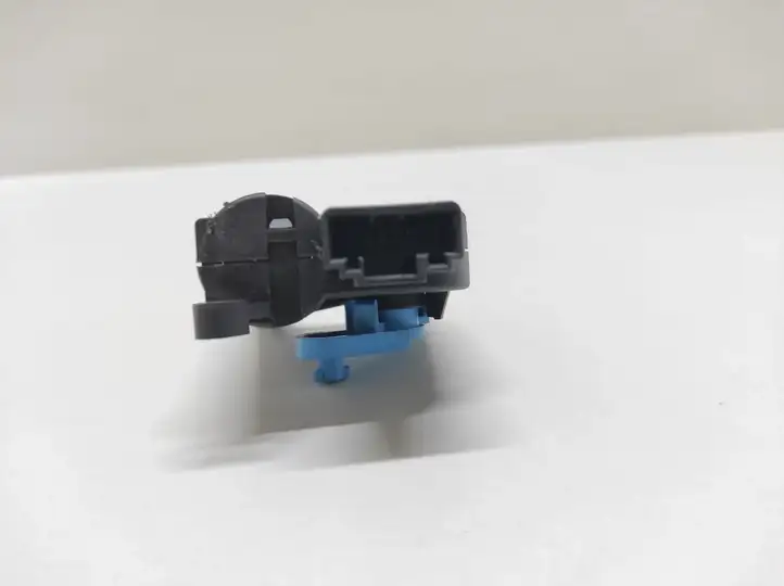 Seat Altea XL (2004 - 2015) 1K1907511E Двигатель задвижки потока воздуха — фото 3