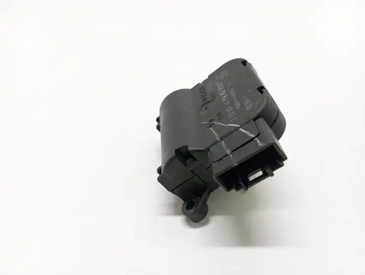 Volkswagen Golf V (2003 - 2009) 0132801340 Двигатель задвижки потока воздуха — фото 1