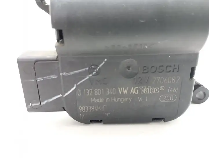 Volkswagen Golf V (2003 - 2009) 0132801340 Двигатель задвижки потока воздуха — фото 4