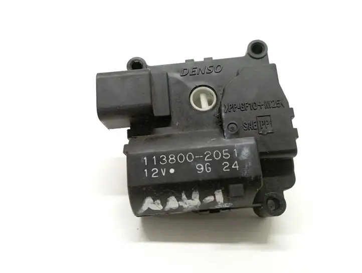 Toyota Avensis T250 (2003 - 2006) 1138002051 Двигатель задвижки потока воздуха — фото 1