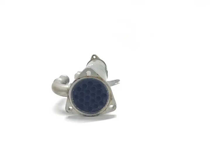 Kia Sportage (2004 - 2008) Охладитель клапана EGR — фото 3