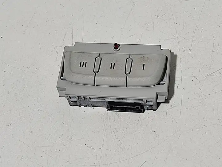 Audi A4 S4 B8 8K (2011 - 2015) 8K0959719B Другие включатели / ручки/ переключатели — фото 1