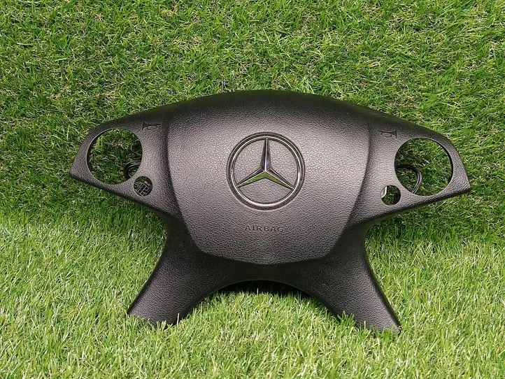 Mercedes-Benz C W204 (2007 - 2014) 305543899162 Подушка безопасности руля — фото 1