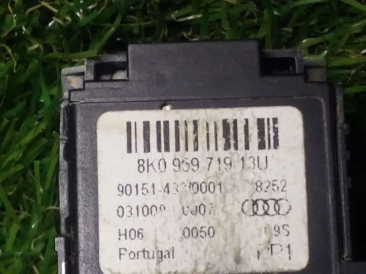 Audi Q5 SQ5 (2008 - 2012) 8K0969719 Другие включатели / ручки/ переключатели — фото 2