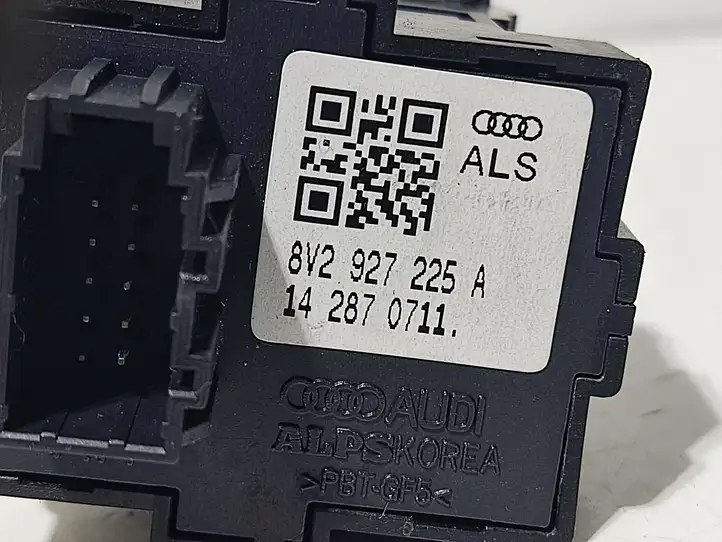 Audi A3/S3 8V (2012 - 2016) 8V2927225A Кнопка ручного тормоза — фото 4