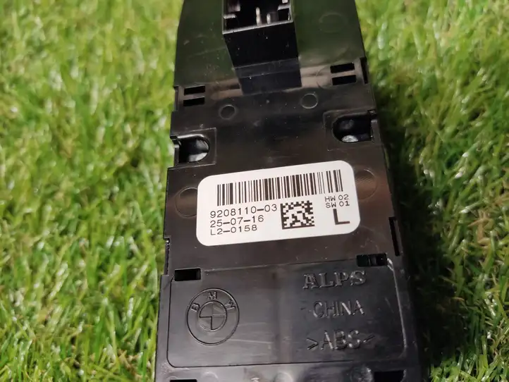 BMW 3 F30 F35 F31 (2012 - 2018) 9208110 Блок кнопок стеклоподъемников — фото 2