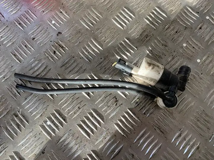 Citroen Berlingo (2003 - 2007) 9632984980 Насос омывателя стекла — фото 3