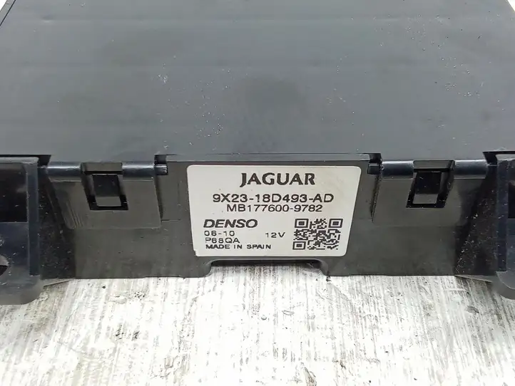 Jaguar XF X250 (2007 - 2015) 9X2318D493AD Модуль управления кондиционером — фото 2