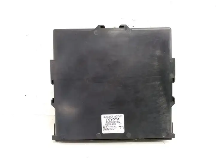 Toyota Hilux (AN120, AN130) (2015 - 2017) 892600K032 Модуль Start/Stop — фото 1