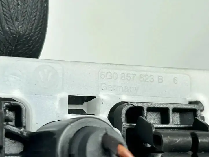 Volkswagen ID.5 (2022 - ) 5G0857624B Солнцезащитный козырек — фото 7