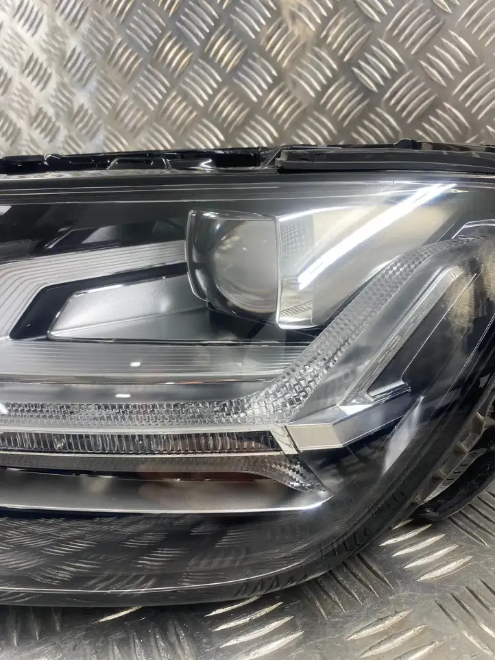 Audi Q7 4M (2015 - ) 4M0941035 Передняя фара — фото 2