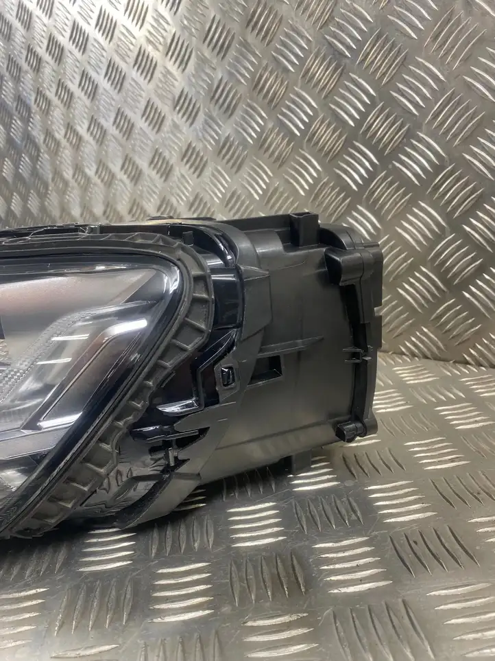 Audi Q7 4M (2015 - ) 4M0941035 Передняя фара — фото 13