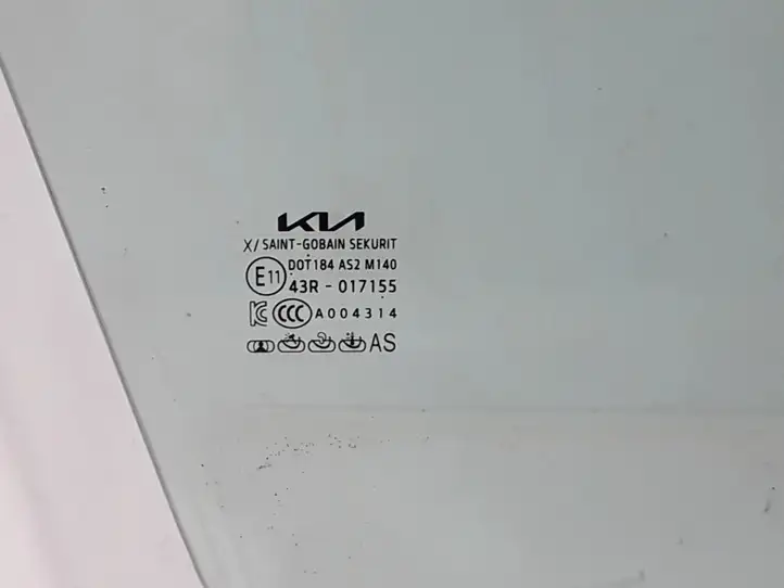 Kia EV6 (2021 - ) 82420-CV030 Стекло передней двери — фото 2