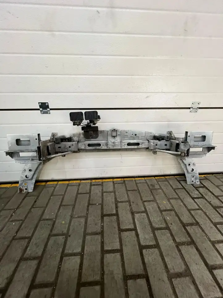 Land Rover Range Rover Evoque L538 (2015 - 2018) BJ3200208 Верхняя панель радиатора — фото 13