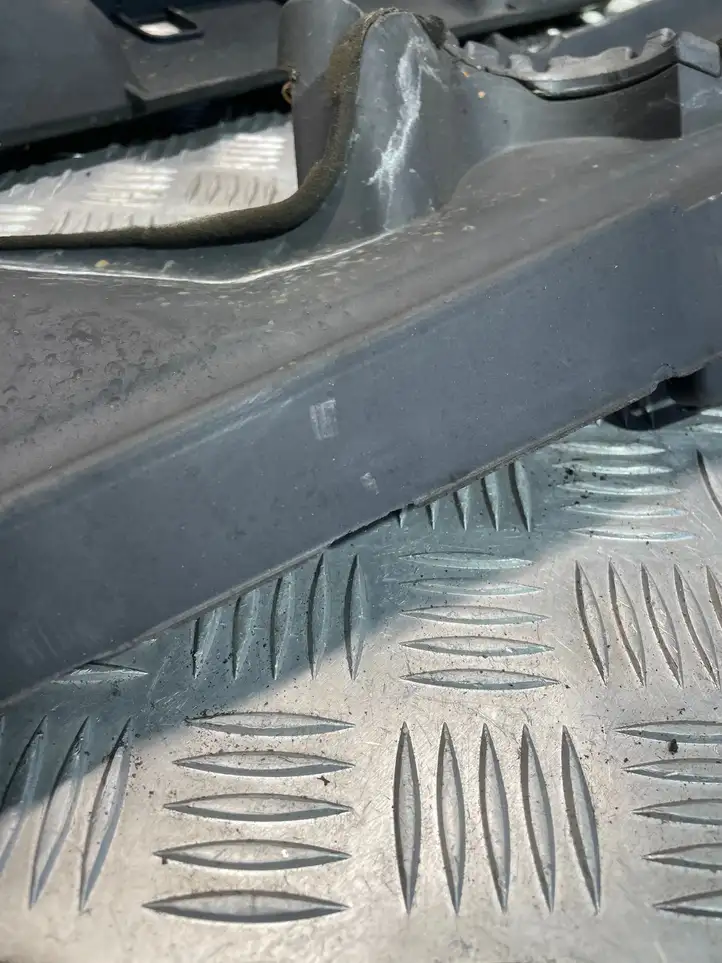BMW X5 E70 (2006 - 2013) 7169420 Жабо стеклоочистителей — фото 7