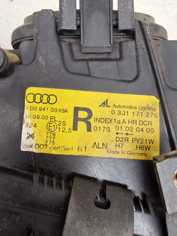 Audi A8 S8 D2 4D (1999 - 2002) 4D0941004BA Передняя фара — фото 2