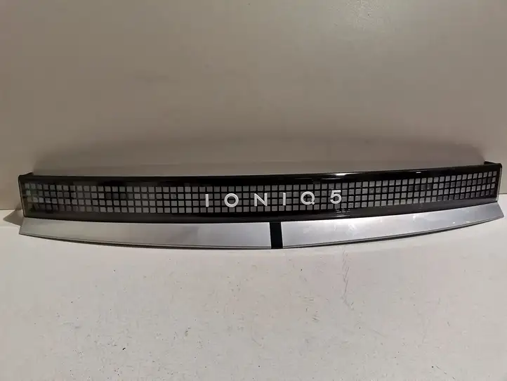 Hyundai Ioniq 5 (2021 - ) 92409GI110 Задний фонарь в крышке багажника — фото 1