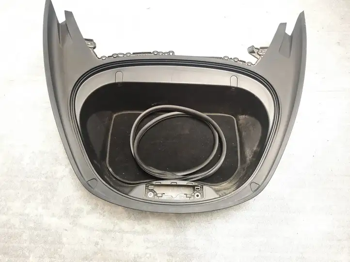 Tesla Model 3 (2017 - 2023) 108167400H Другая часть кузова — фото 6