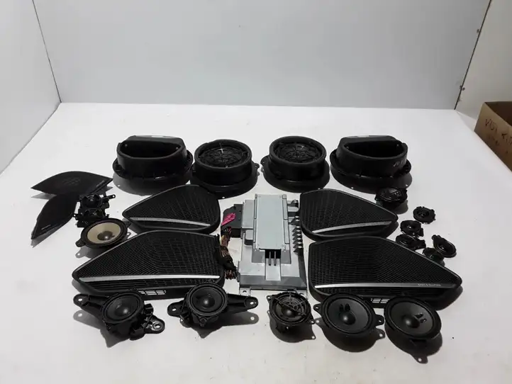 Audi A4 S4 B9 (2015 - 2019) 8W0035465 Усилитель звука — фото 1