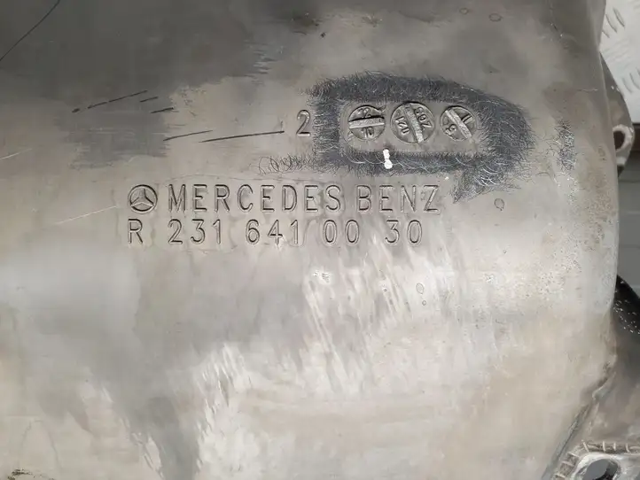Mercedes-Benz SL R231 (2012 - 2019) R2316410030 Защита топливного бака — фото 4