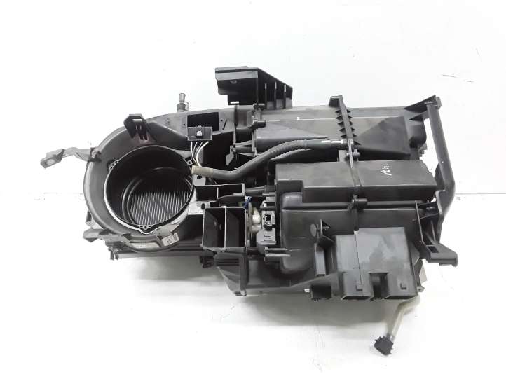 8701005760 Toyota Avensis T250 Salono oro mazgo komplektas