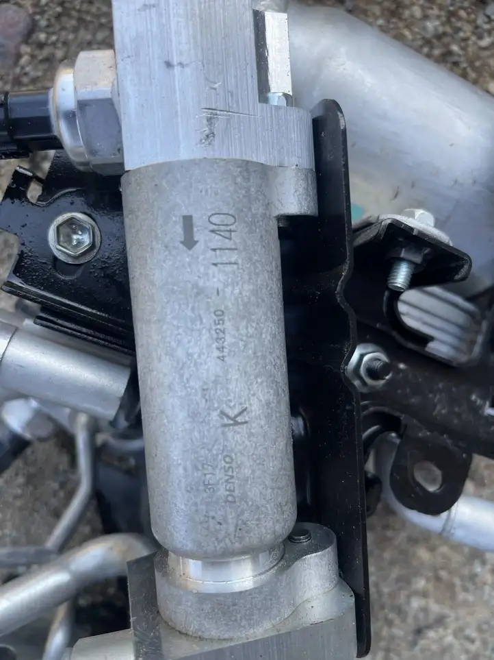 Toyota bZ4X (2021 - ) 4475440011 Трубки и шланги кондиционера — фото 9