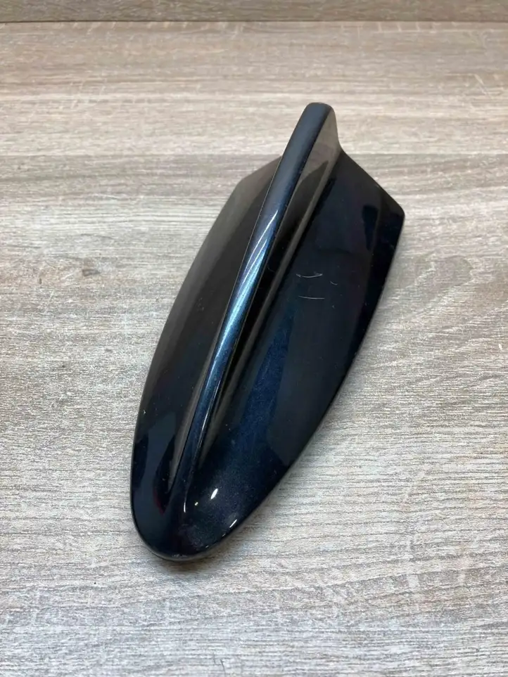 BMW 3 E90 E91 (2005 - 2012) 9103313 Крышка GPS-антенны — фото 4