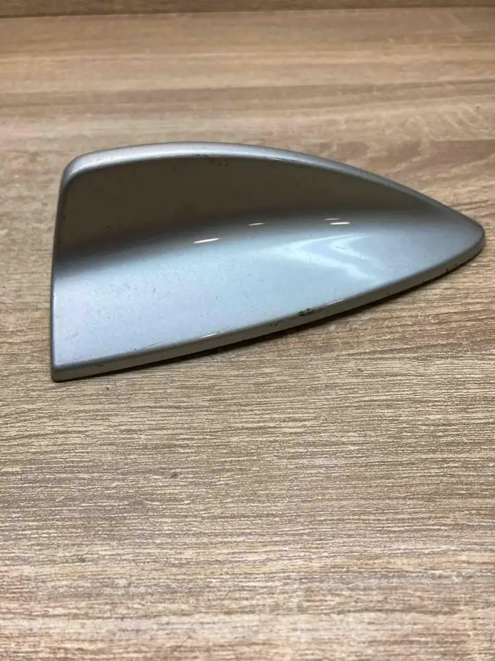 BMW 3 E90 E91 (2005 - 2012) 6955555 Крышка GPS-антенны — фото 3