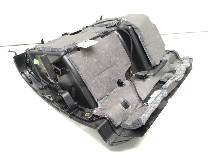 Audi A3/S3 8P (2004 - 2008) 8p1857035 Бардачок в сборе — фото 13