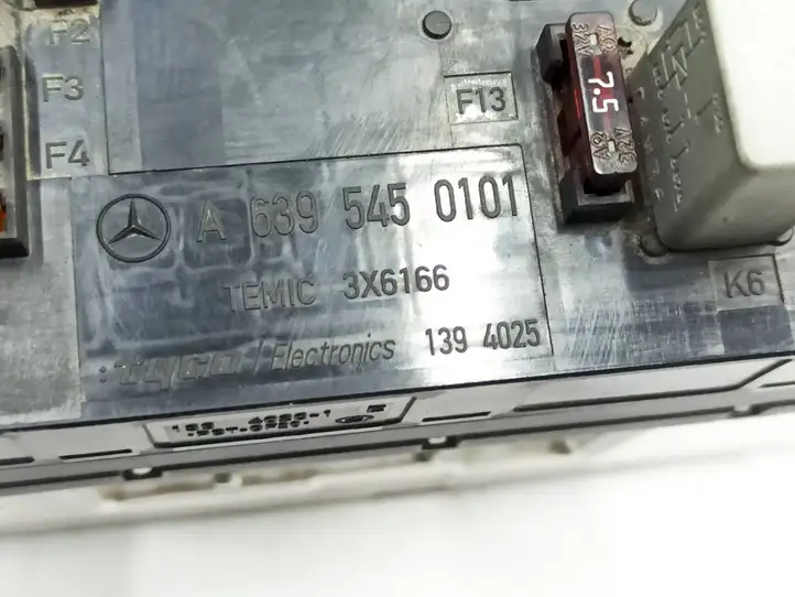 Mercedes-Benz Vito Viano W639 (2003 - 2010) A6395450101 Модуль комфорта — фото 6