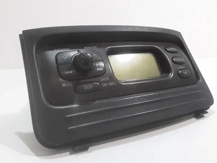 Toyota Yaris Verso (1999 - 2005) 8611052121 Магнитола / мультимедийная система — фото 1