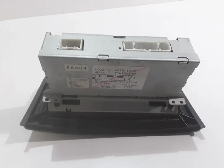 Toyota Yaris Verso (1999 - 2005) 8611052121 Магнитола / мультимедийная система — фото 3