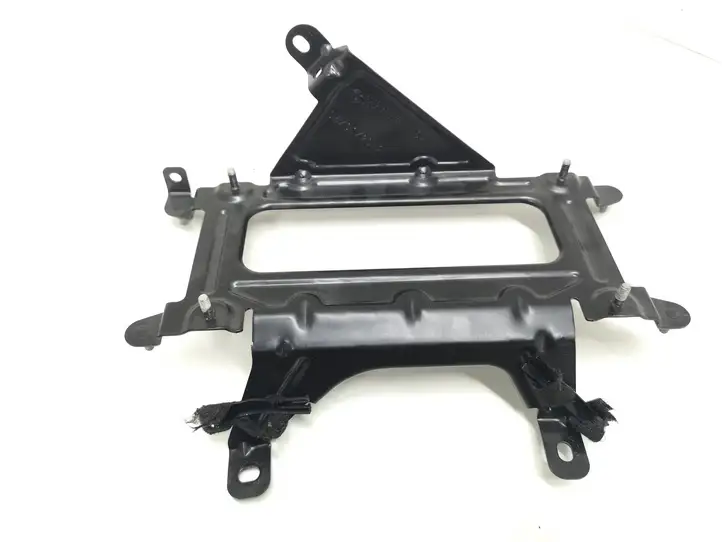 BMW 7 F01 (2008 - 2016) 65159153136 Кронштейн усилителя звука — фото 1