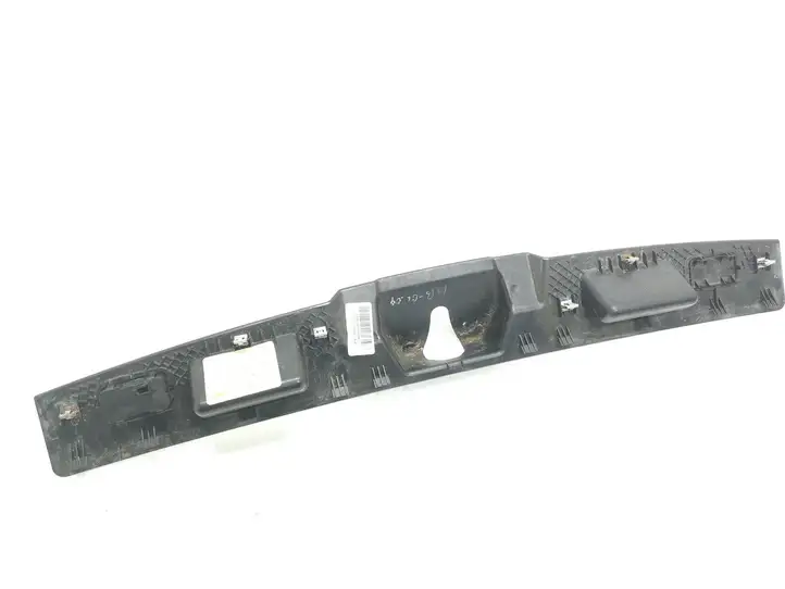 Mercedes-Benz GL X164 (2006 - 2012) A1647400130 Прочая отделка багажника — фото 2