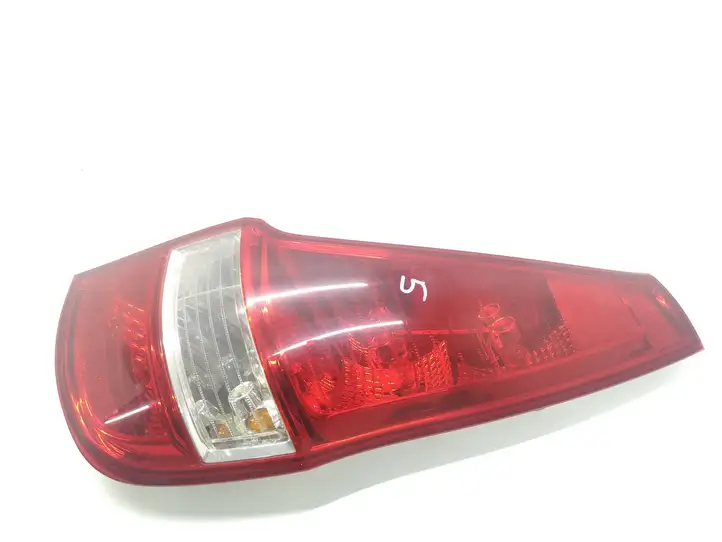 Hyundai i30 (2007 - 2012) 924022L1 Задний фонарь в крышке багажника — фото 1